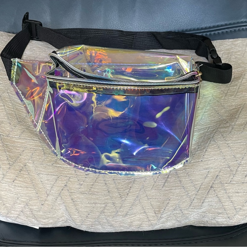 SHEIN Iridescent Holographic Fanny Pack